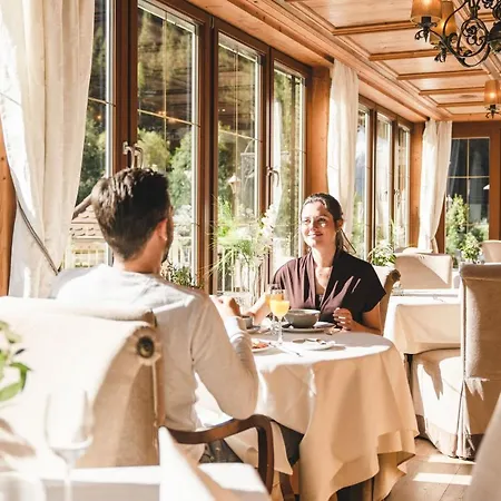 Otel Traumhotel Alpina Superior --yoga Und Ayurvedahotel (adults Only) 5*
