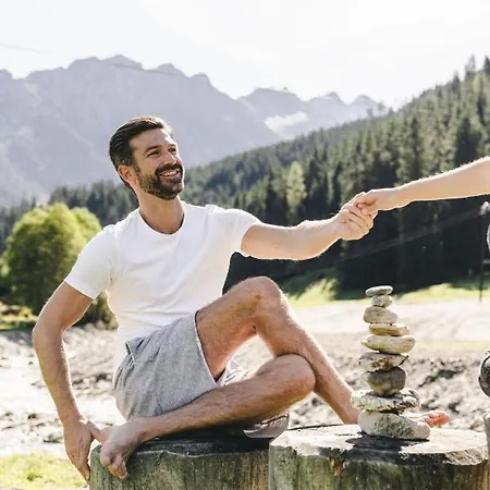 Traumhotel Alpina Superior --yoga Und Ayurvedahotel (adults Only) Gerlos