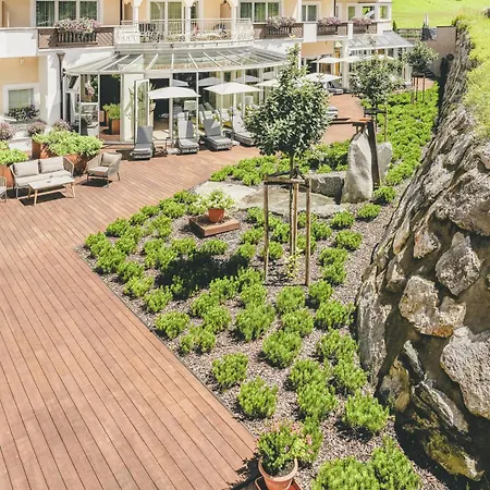 Otel Traumhotel Alpina Superior --yoga Und Ayurvedahotel (adults Only) Gerlos
