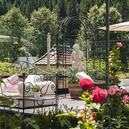 Traumhotel Alpina Superior --yoga Und Ayurvedahotel (adults Only) Otel