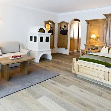 Otel Traumhotel Alpina Superior --yoga Und Ayurvedahotel (adults Only) Gerlos