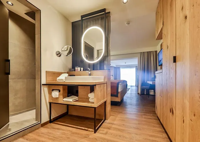 Отель Traumhotel Alpina Superior (adults Only)