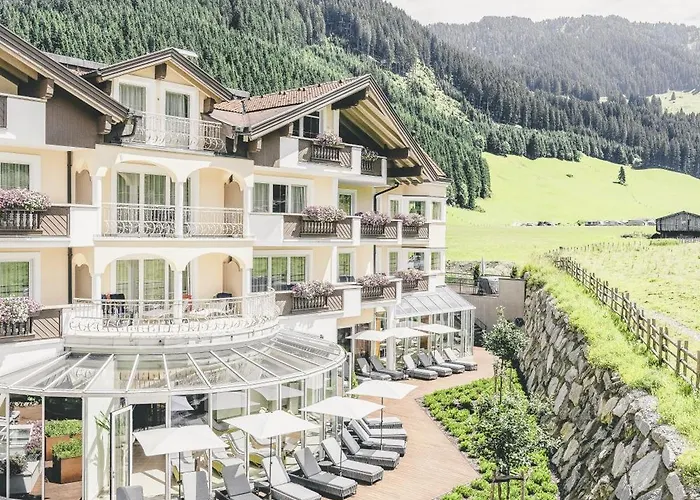 Traumhotel Alpina Superior (adults Only) Герлос