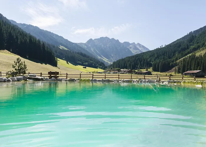 Traumhotel Alpina Superior (adults Only) Отель Герлос