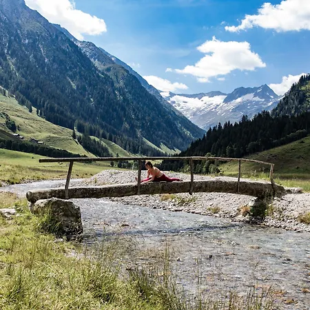 Traumhotel Alpina Superior (adults Only) Герлос