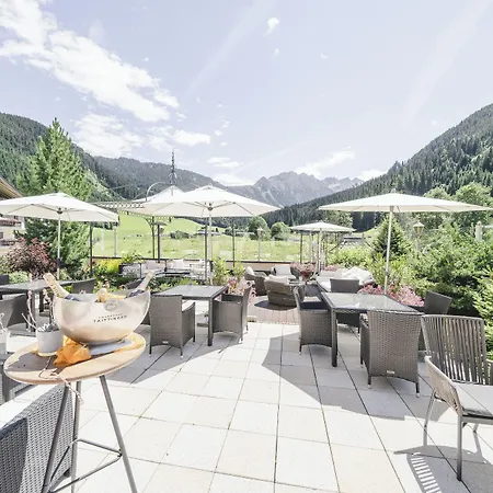 Отель Traumhotel Alpina Superior (adults Only)