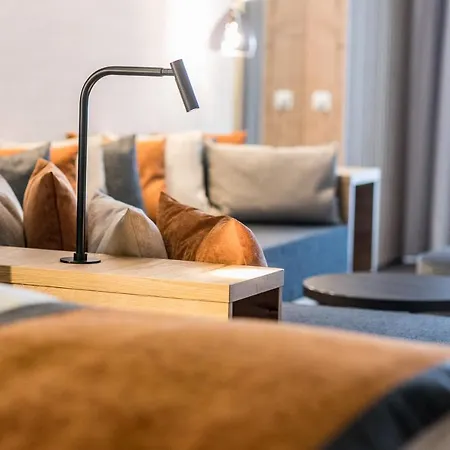 Traumhotel Alpina Superior --yoga Und Ayurvedahotel (adults Only) גרלוס