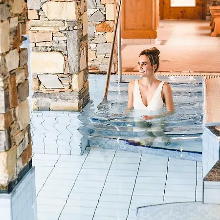 Traumhotel Alpina Superior (adults Only) فندق