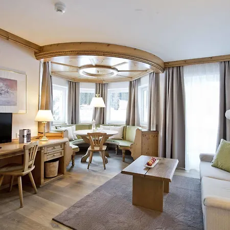 מלון Traumhotel Alpina Superior --yoga Und Ayurvedahotel (adults Only) גרלוס