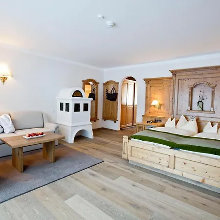 فندق Traumhotel Alpina Superior (adults Only) جيرلوس